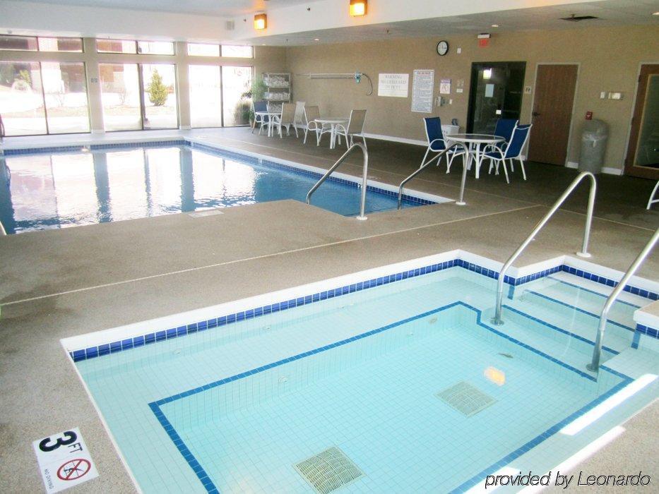 Holiday Inn Express - Delafield By Ihg Instalações foto